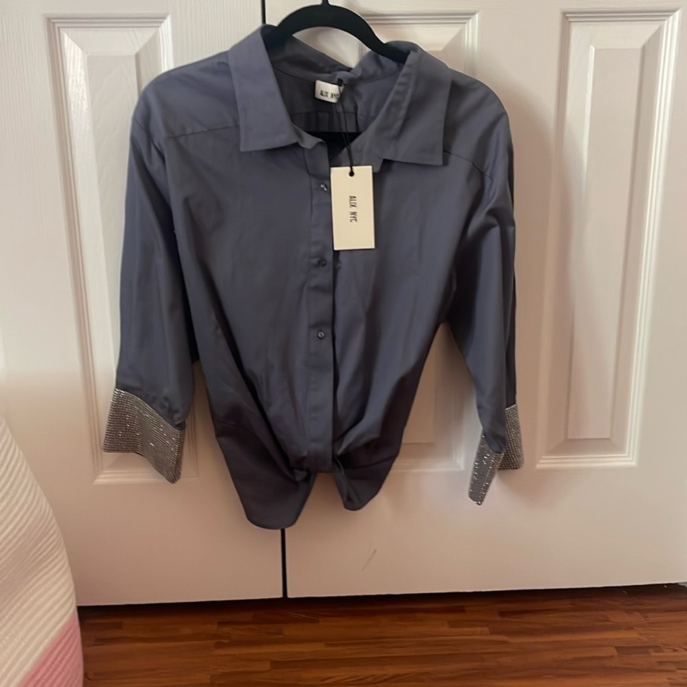 NWT ALIX NYC blue top size Small